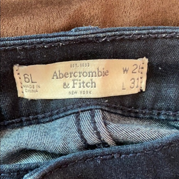Abercrombie and Fitch Dark Wash Jeggings size 6L - Picture 4 of 4